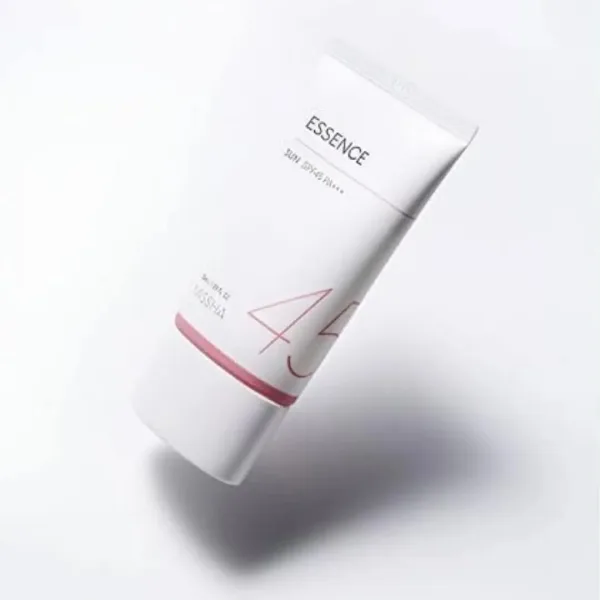 Korean essence sunscreen SPF45 with thanaka extract, water resistant and oil free