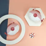 Floating submarine bath toy for babies and toddlers