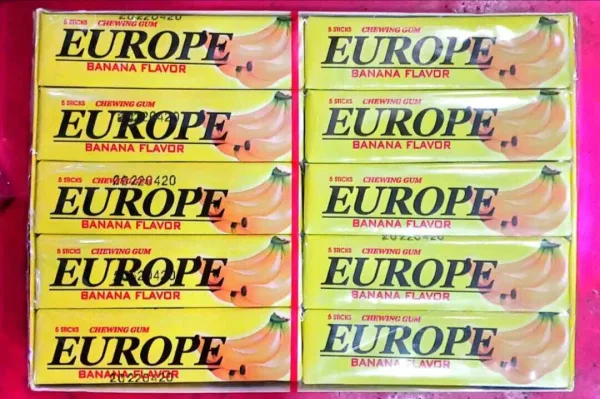 Banana stick chewing gum 50 sticks ten box pack