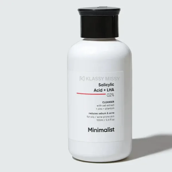 Minimalist 2% salicylic acid LHA cleanser packaging detail