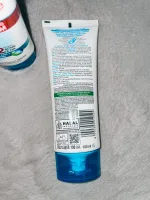 Salicylic acid clearing foam for oily and acne-prone skin, unisex
