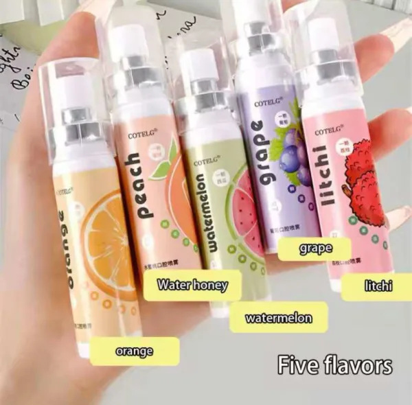 Portable breath freshener spray with lychee peach and grape flavours
