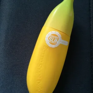 Matte finish banana sun block for oily skin with vitamins A, C and E