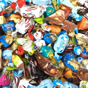 Mixed chocolate assortment 250gm imported sweet treat pack