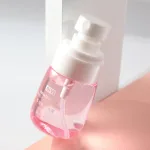 Intimate freshening spray for women external vulva use