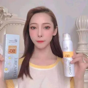 Waterproof non-oily spray sunscreen SPF 50+ for oily skin, 200ml