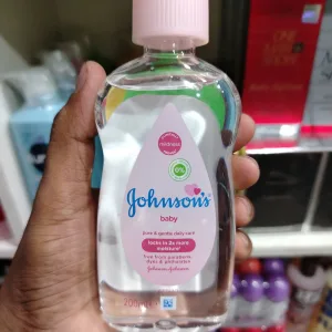 Original Italy Johnson's Baby Oil 200ml gentle moisturizing oil