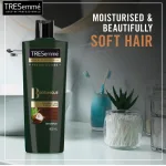 Tresemme botanique shampoo bottle 400ml with coconut oil and aloe