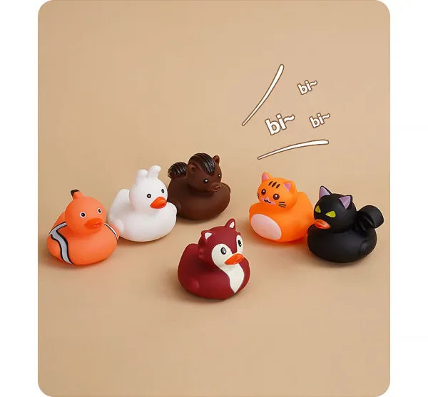 Floating squeeze bath toy with sound